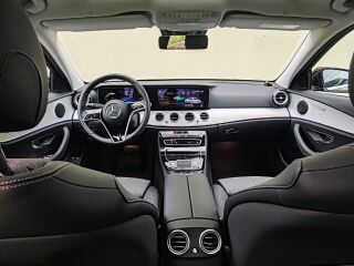 Mercedes-Benz E 300 2.0 155kW