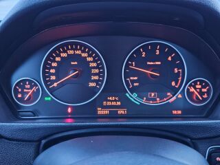BMW 318 2.0 105kW