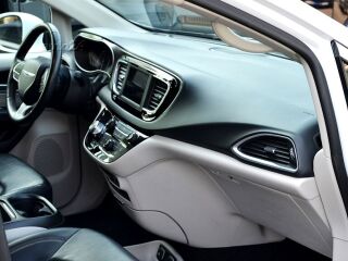 Chrysler Pacifica TOURING L 3.6 214kW