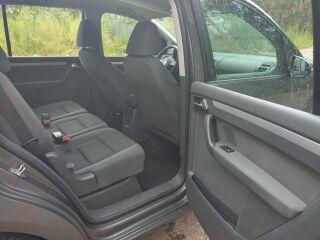 Volkswagen Touran 1.6 77кВ