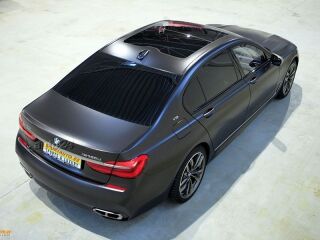 BMW M760 IL X-Drive 6.6 V12 Bi-turbo 448kW