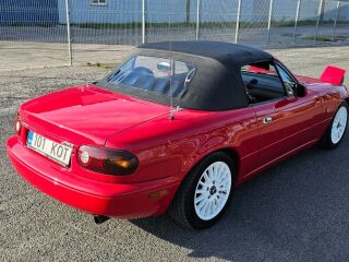 Mazda MX-5 1.6 85kW