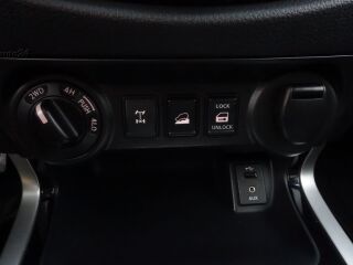 Nissan Navara Double Cab Facelift 4WD EU6 2.3 dCi 140kW