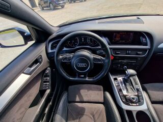 Audi A4 S-LINE AVANT 3.0 V6 TDI 150kW