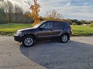 Suzuki Grand Vitara 2.4 124kW