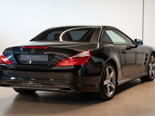 Mercedes-Benz SL 500 4.7 V8 320кВ