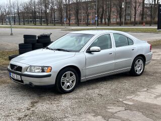 Volvo S60 2.4 120kW