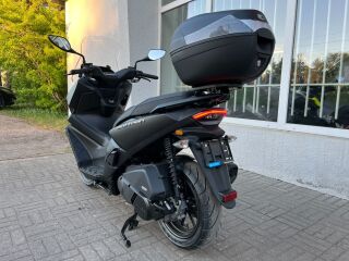 Kymco Skytown 125 kohvriga