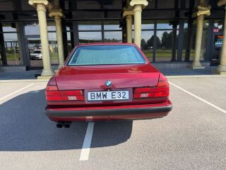 BMW 750 Long V12 220kW