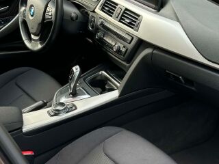 BMW 318 2.0 105kW