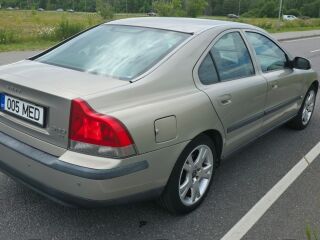 Volvo S60 2.4 103кВ