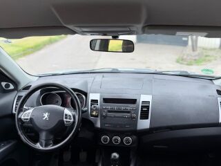 Peugeot 4007 Comfort 2.2 R5 115кВ