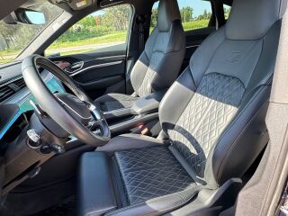 Audi e-tron S line 300kW
