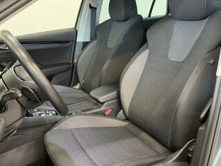 Skoda Octavia Combi Ambition m-Hybrid 1.5 TSI 110кВ