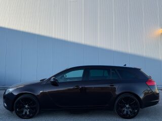 Opel Insignia Sports Tourer SW 2.0 BiTurbo 143kW