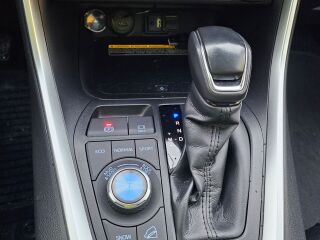 Toyota RAV4 Luxury Plus 2.0 129kW