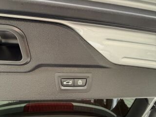 BMW X5 M-Pakett Design Pure Experience 3.0 xDrive 190кВ