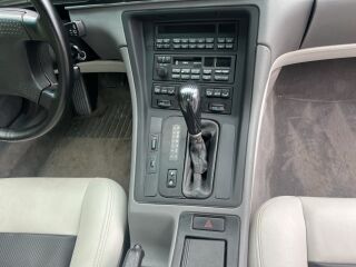 BMW 850 Ci 5.0 V12 220кВ