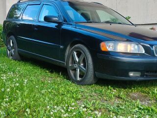Volvo V70 2.4 R5 D5 120kW