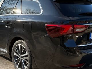 Toyota Avensis 2.0