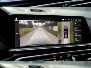 BMW X7 M-Sportpakett Individual B&W Shadowline 3.0 195kW