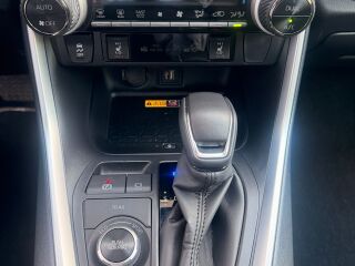Toyota RAV4 Luxury Limited 131кВ