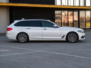 BMW 530 Sportpakett 3.0 195kW