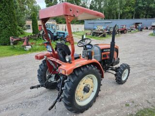 TRAKTOR FOTON 204