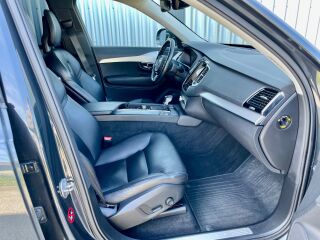 Volvo XC90 AWD Momentum PRO 7k 2.0 D5 165kW