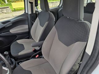 Ford Tourneo Courier 1.6 70kW