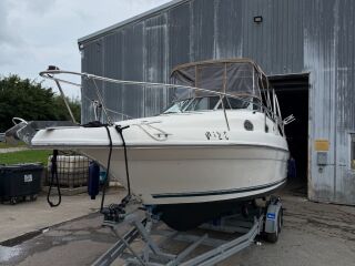 Sea Ray 250 SUNDANCER 5.7 V6 225кВ
