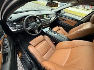 BMW 530 D Touring Sportpakett EU6 3.0 R6 TDI 190kW