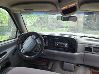 Dodge RAM 1500 3.8 108kW
