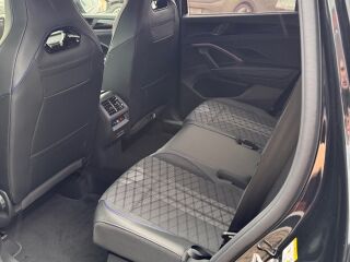 Volkswagen Tayron R-line 1.5 130kW