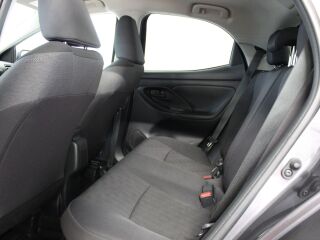 Toyota Yaris Active Plus Hybrid 1.5 68кВ