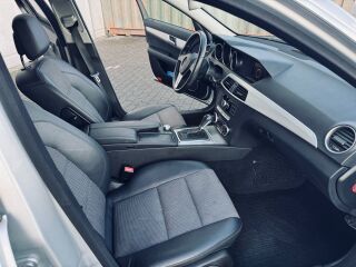 Mercedes-Benz C 220 2.1 125kW