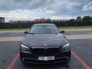 BMW 740 3.0 225kW