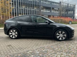 Tesla Model Y Long Range AWD 258kW