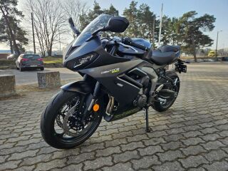 Triumph Daytona 660 R3 70kW