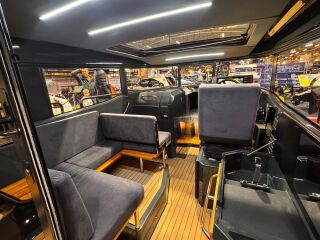 XO EXPLR 10 S+ Front Cabin Mercury Verado V8 2x250hj