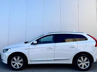 Volvo XC60 AWD Summum 2.4 D4 140kW