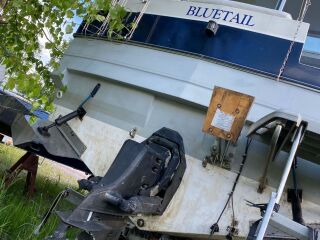 Bayliner 2150 OMC 130 COBRA