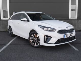 Kia Ceed Sportswagon PHEV EX Plus 1.6 R4 GDi 103kW