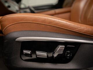 BMW 750 i xDrive M-Sportpakett 4.4 330kW