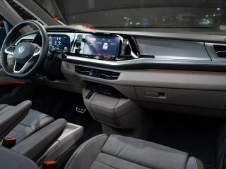 Volkswagen Multivan 2.0 110кВ