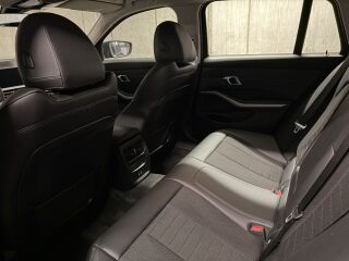 BMW 330 e Touring 2.0 135kW