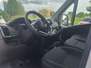 Peugeot Boxer L3H2 140HP MT6 2.2 103kW