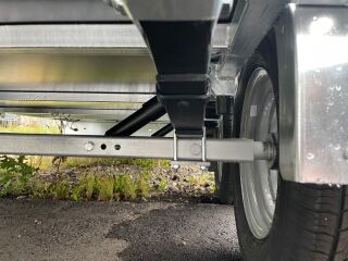 Tiki Treiler Keevis PRO 400-DLH 4.0x1.5 Kaanega kastihaagis