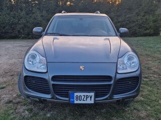 Porsche Cayenne Turbo 4.5 v8 331kW