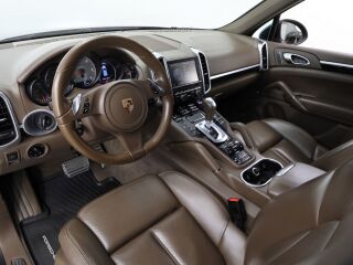 Porsche Cayenne S Diesel 4.1 V8 281kW
